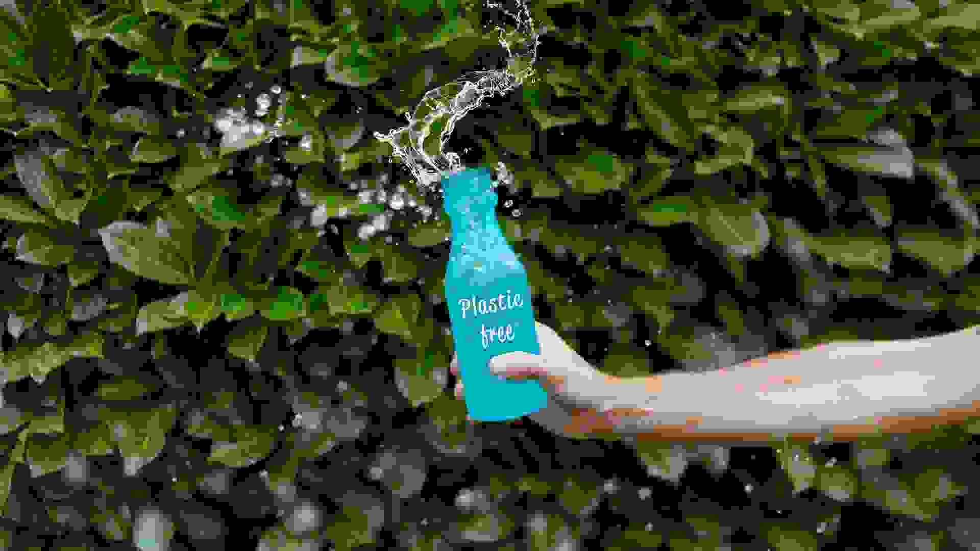 Sample/ blue labeled plastic bottle 2764720