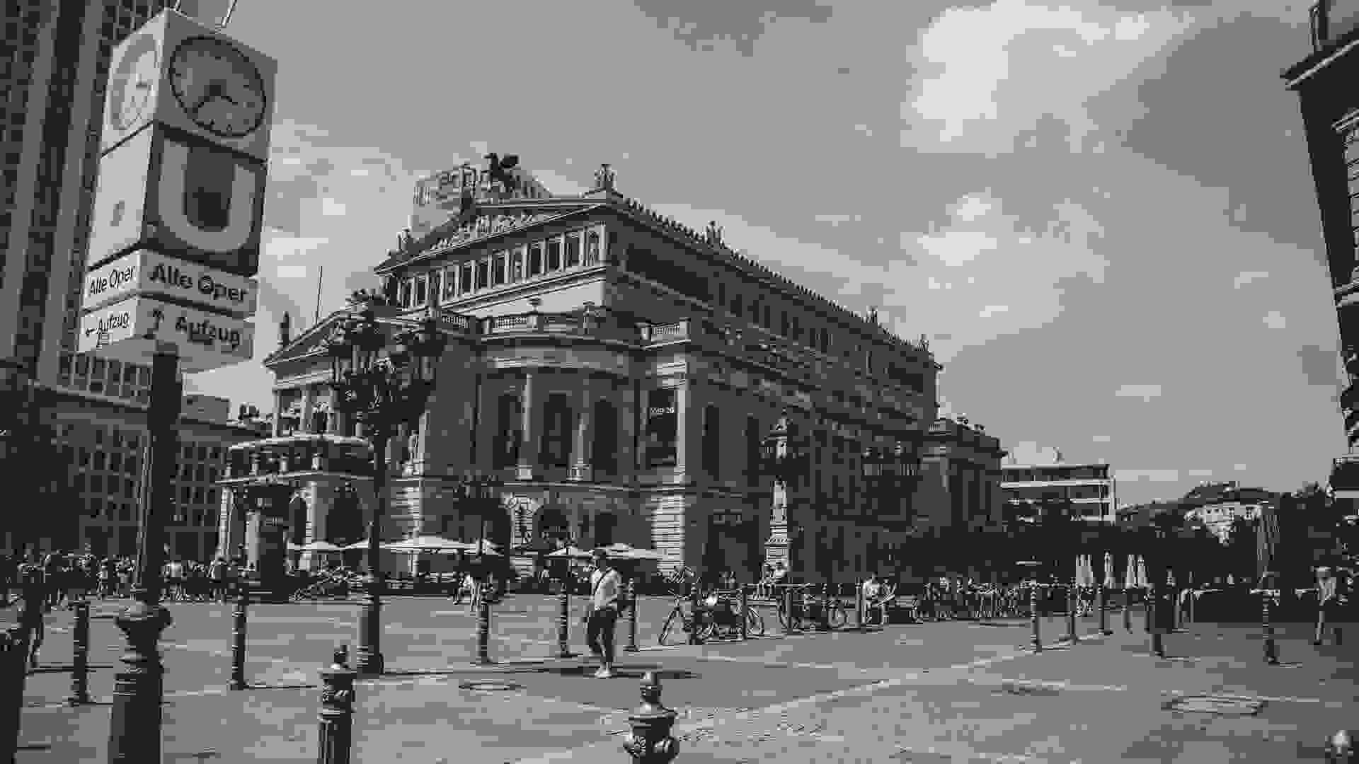 Sample/ paladini mauro sbkxc5ddmfy unsplash